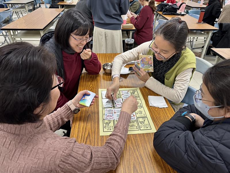 教育局及社會處攜手共同打造健康攻略王及性平攻略王2套教具。