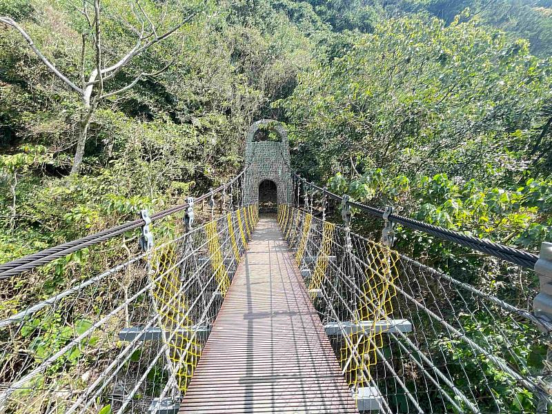 1號吊橋完成整修，提供民眾更安全的山林步行環境
