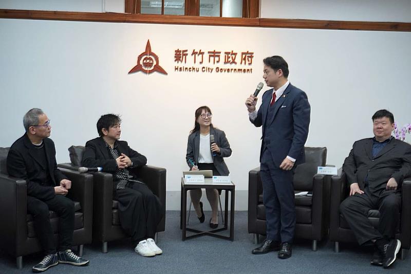 日本平田晃久建築師團隊拜會竹市府，副市長邱臣遠率隊接待。