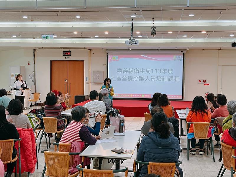 衛生局辦社區據點人員營養培訓  促進長輩飲食均衡健康-3