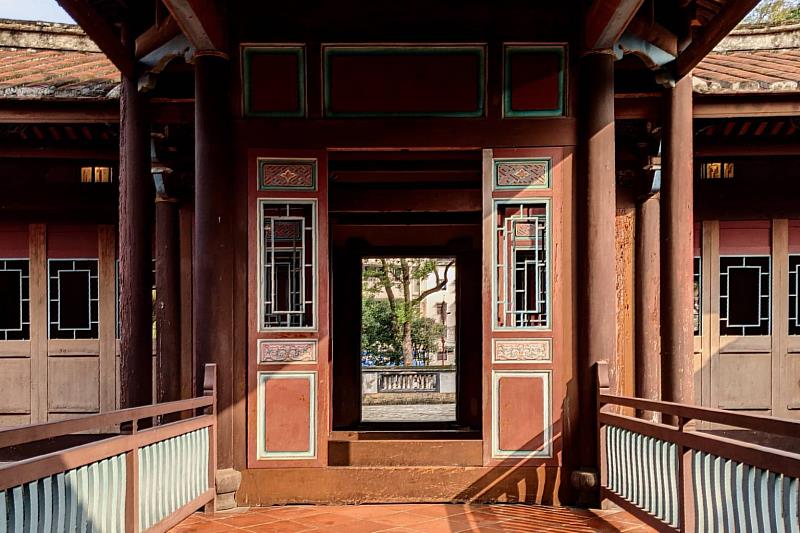 林本源園邸為臺灣園林建築的代表，對於造景、裝飾、構造均有講究，歡迎民眾入園近距離感受古蹟魅力。