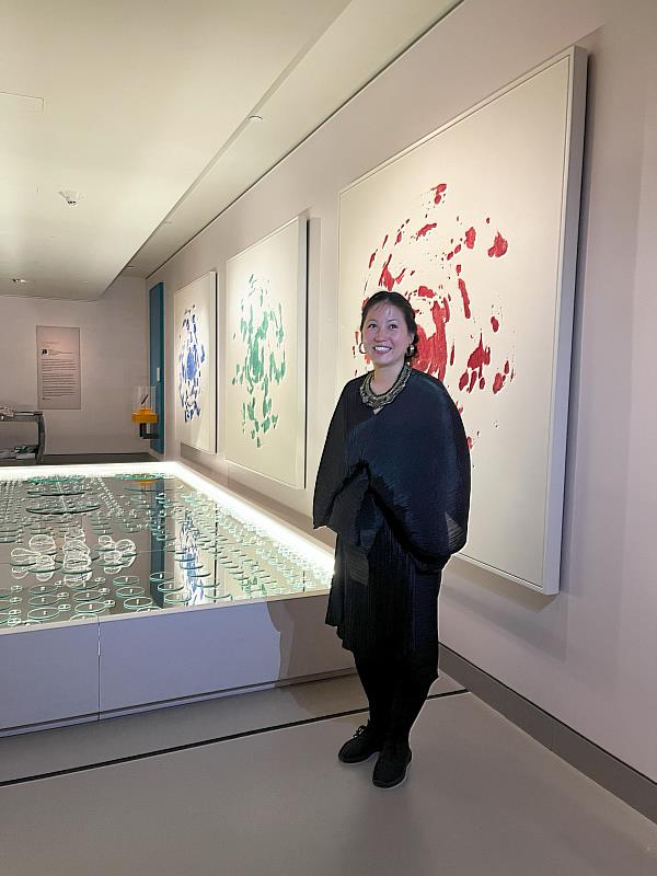 臺灣藝術家蔡佳葳再度受邀於紐約魯賓美術館展出，此次以「兩界」及「五空行母系列」作品參展。