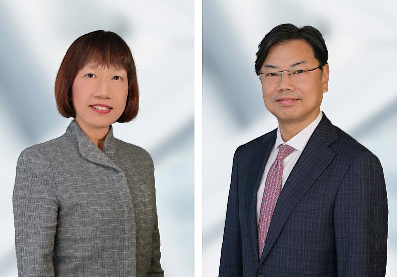 滙豐環球私人銀行及財富管理亞洲區首席投資總監范卓雲(左)和滙豐環球私人銀行及財富管理北亞首席投資總監何偉華