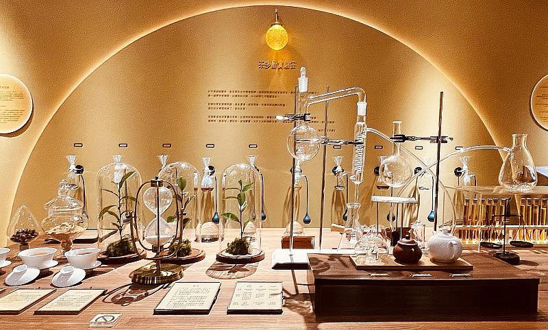 茶博館泡特展精心打造「茶多酚實驗室」用科學角度介紹泡出一杯好茶的方法
