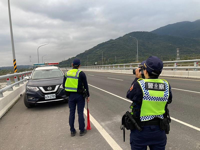 臺東關山警分局加強取締酒駕及清明連假交通疏導勤務 維護行車順暢及安全