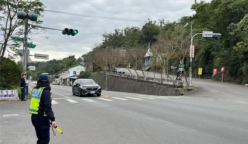 臺東關山警分局加強取締酒駕及清明連假交通疏導勤務 維護行車順暢及安全