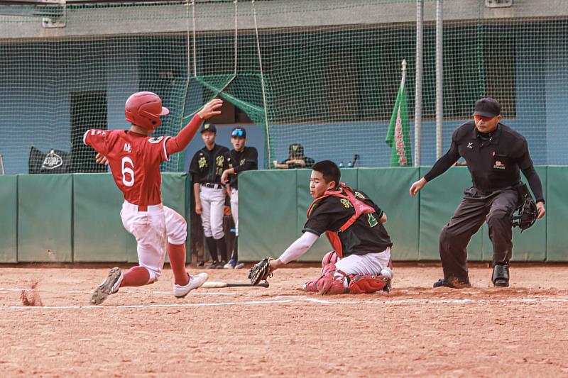 竹市府投入近800萬元改善20所校園訓練環境，深耕基層棒球運動(成德高中棒球比賽資料照