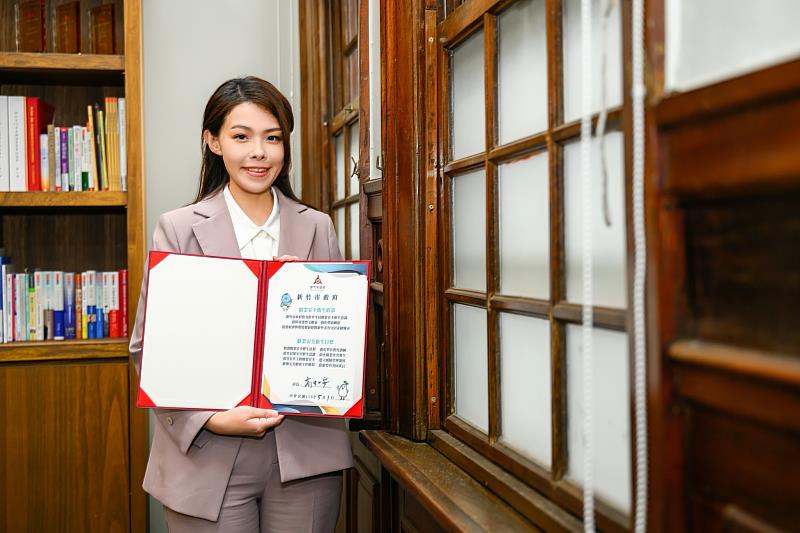 五一勞動節高虹安市長簽署職安宣言 全力打造零職災職場環境