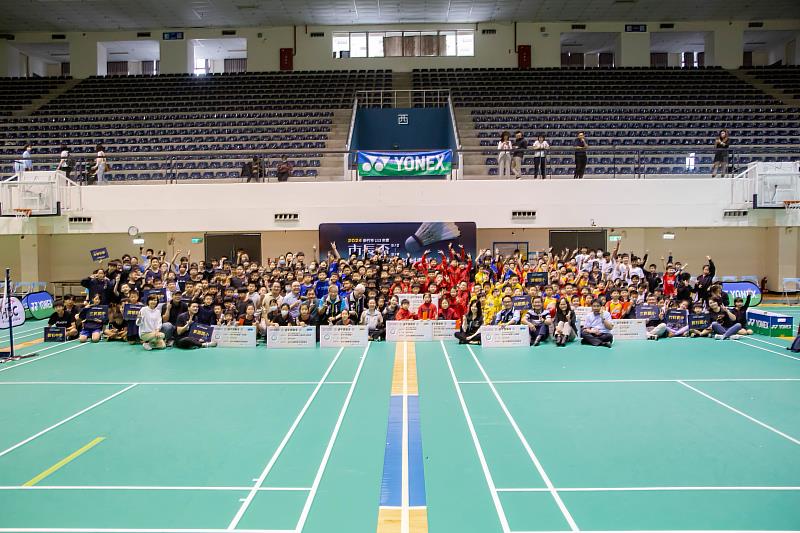 市長盃羽球賽逾千名好手同場競技  高虹安市長勉勵選手享受比賽創佳績