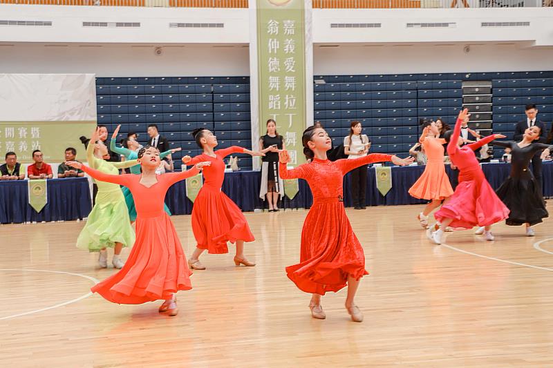 台灣樸城盃舞蹈運動公開賽熱鬧登場-1