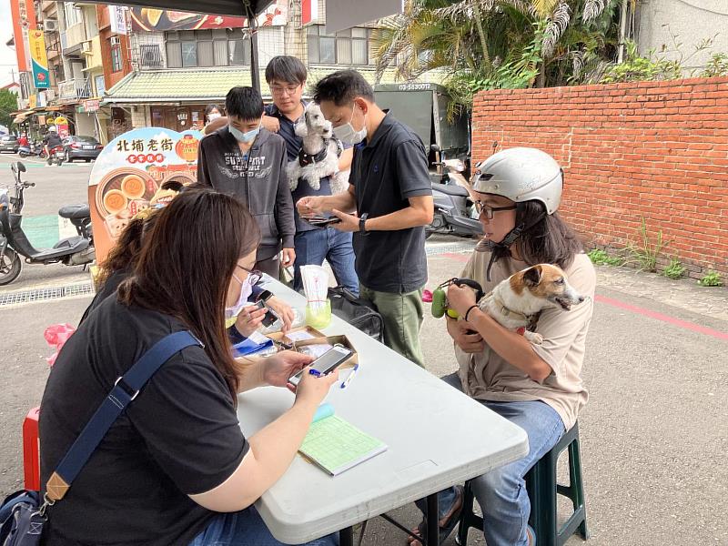 為防範狂犬病，新竹縣動物保護防疫所每年積極舉辦狂犬病預防注射及寵物登記巡迴活動