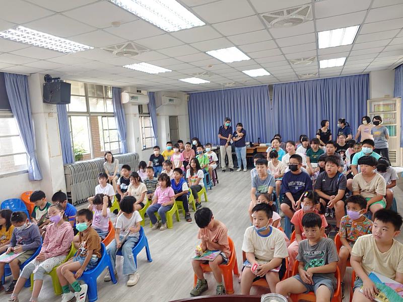 嘉義縣社會局前進校園宣導廉潔觀念    -4