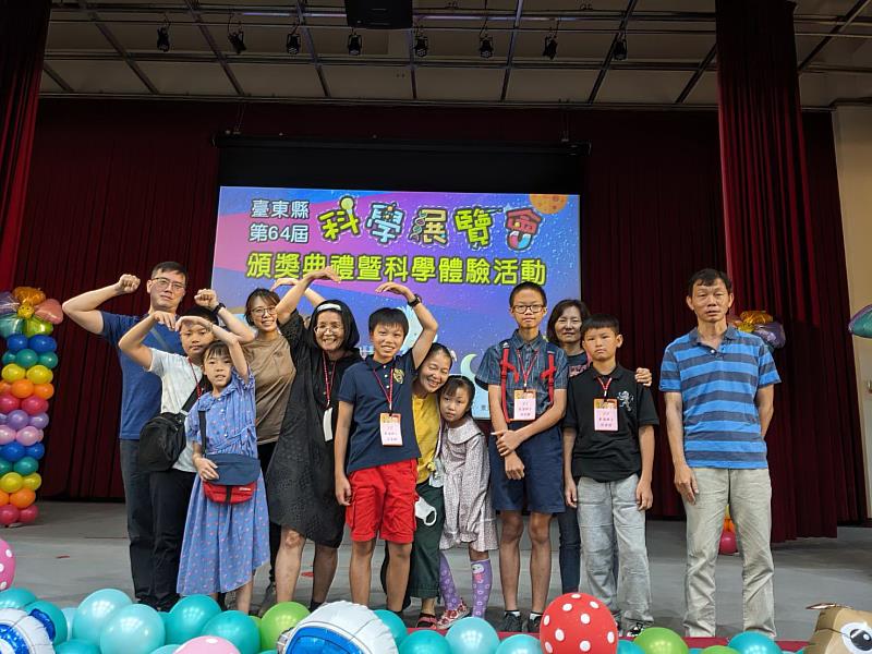 臺東推動濕地教育課程展成效 東海國小參與臺東縣第64屆科學展覽會榮獲第二名