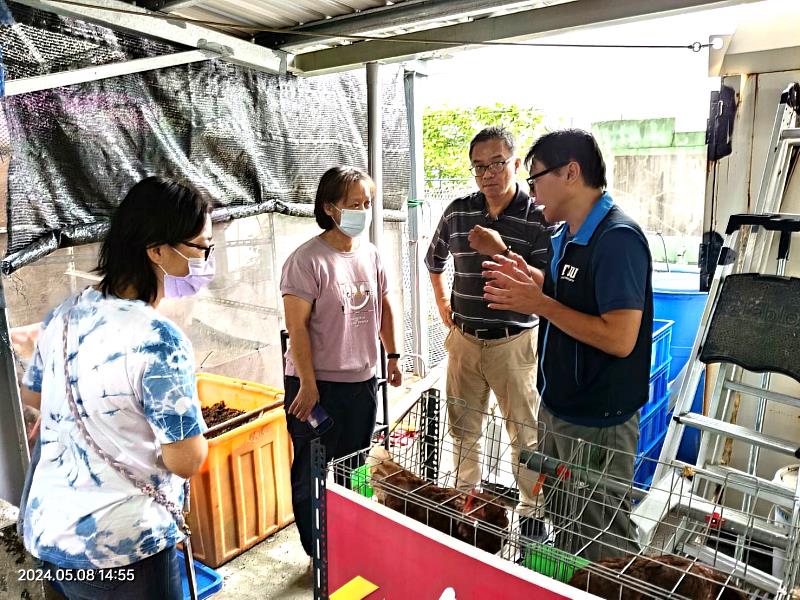 環安系陳上權老師解說蟲生基地的永續循環概念