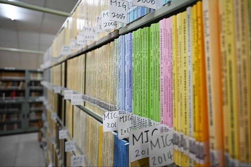 東海大學圖書館學位論文室擁有豐富的論文館藏