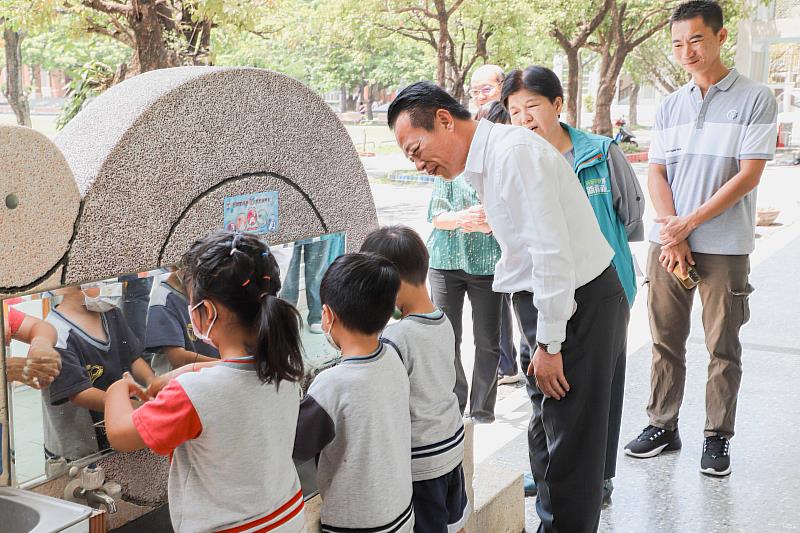 幼幼班師生比調降至1比5！翁章梁：提升幼兒照顧品質-3
