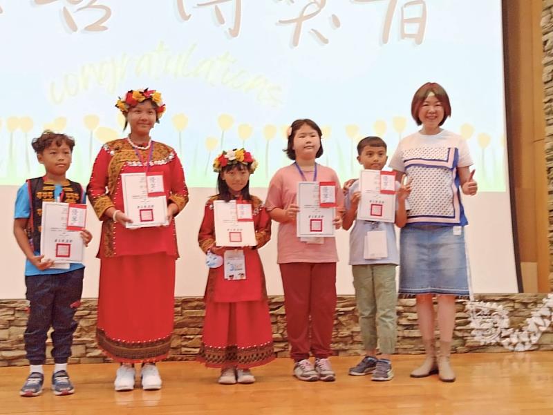 台東響應國際家庭日！饒慶鈴：珍愛家庭圖文畫作、親子彩繪共創幸福時光