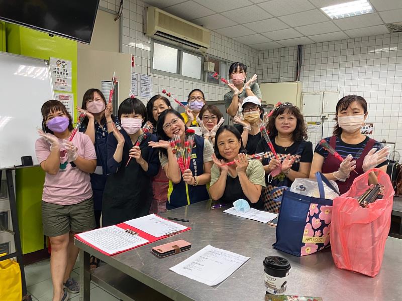 嘉義市婦女學苑祝福女性朋友母親節快樂