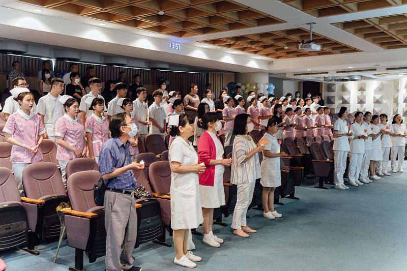 大仁科技大學 護理系第33屆加冠典禮-全體師生淵宣誓儀式