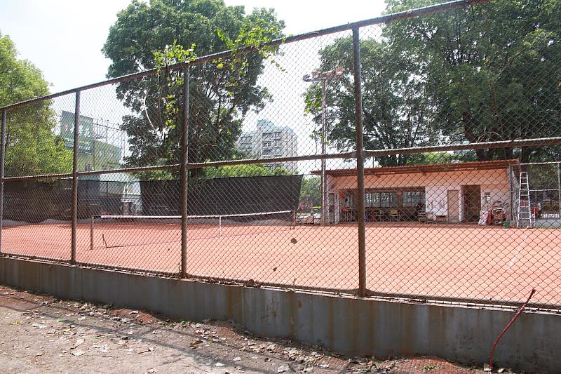 仁愛國小風雨球場新建工程動土典禮_舊有球場