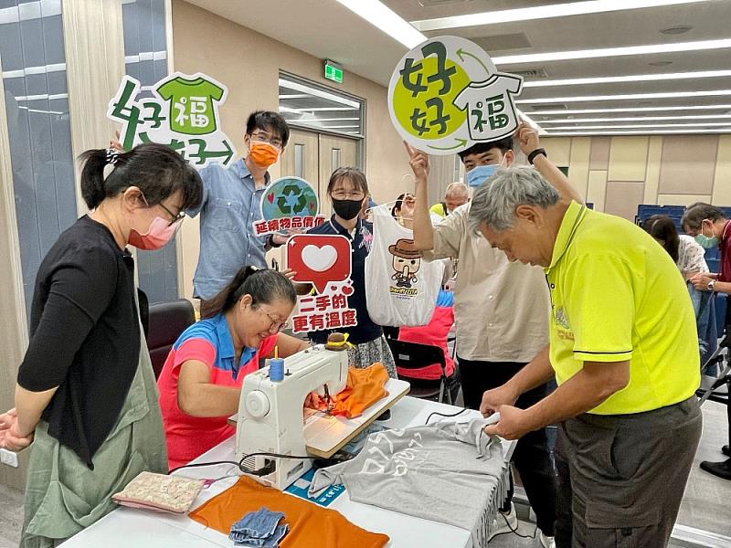 枋山鄉楓港村淨零綠生活村里前哨站-輔導舊衣重製再利用