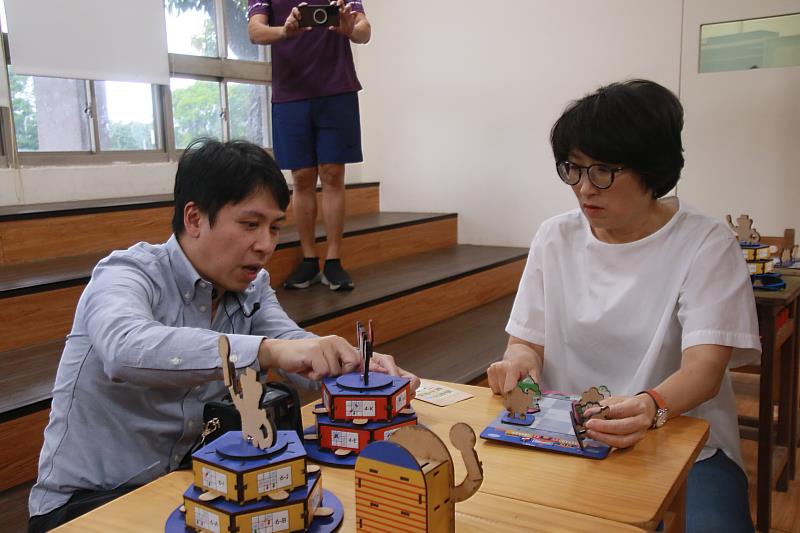 環遊世界玩數學特展來臺東！饒慶鈴邀請親子一起探索數學奧秘 激發興趣與好奇心