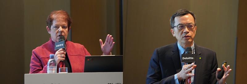 (左)Deloitte 亞太區Diversity, Equity and Inclusion Senior Advisor Margaret Dreyer(右)勤業眾信管理顧問公司資深副總經理黃于峻