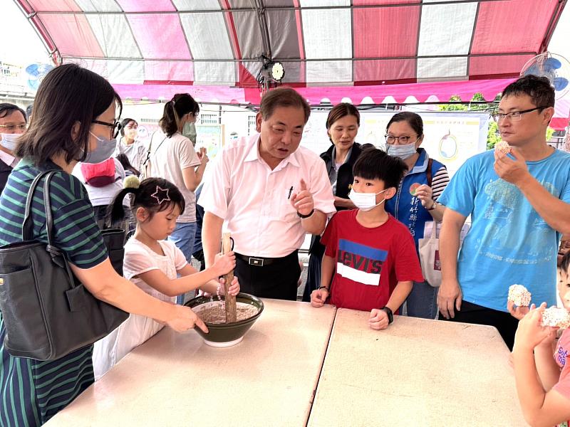竹北市農會農民節表揚大會暨食農教育推廣活動 表達對農民的敬意與祝賀