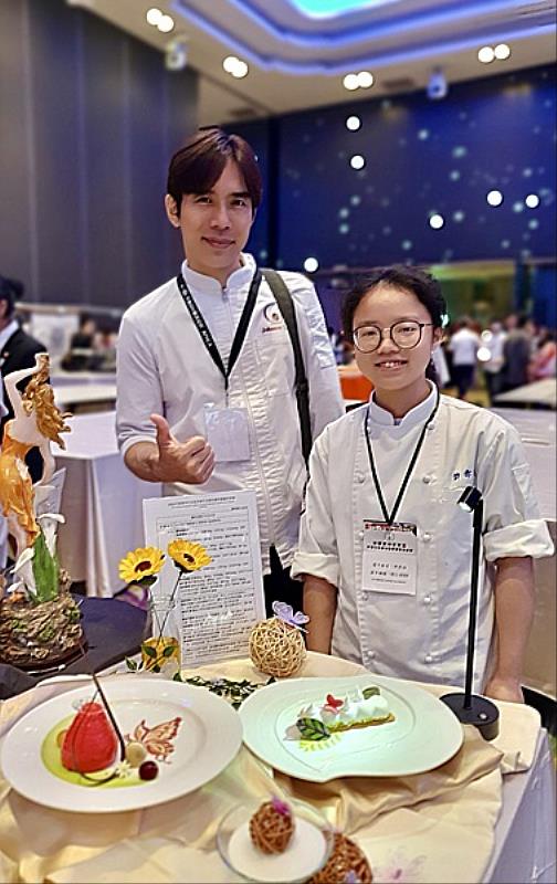 南臺科技大學餐旅管理系學生披金戴銀榮獲「2024中華奧林匹克盃美饌藝術美學競賽」囊括六面金牌、兩面銀牌