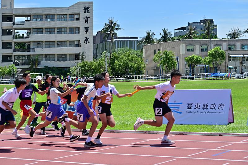 112學年度全國國中大隊接力1日臺東競賽 中市明道獲2金及竹縣義民1金1銀表現最佳