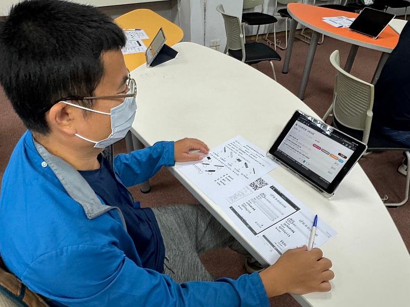 東門國小教師研習中心辦理「家長數位知能指引」推廣課程