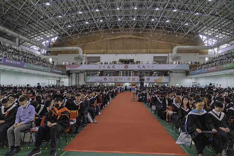 長榮大學於2024年6月1日舉行畢業典禮