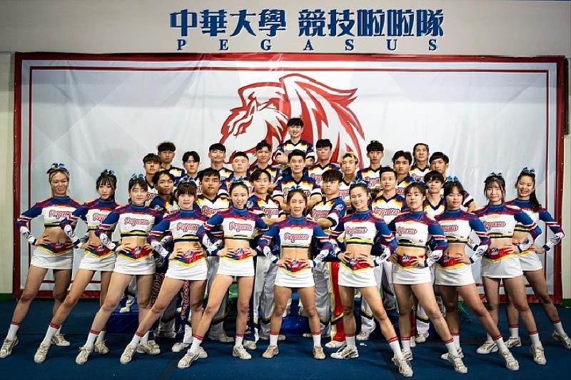 圖／中華大學競技啦啦隊創立10多年來，培育出10多位國家級選手，代表中華隊出國參賽，為國爭光。