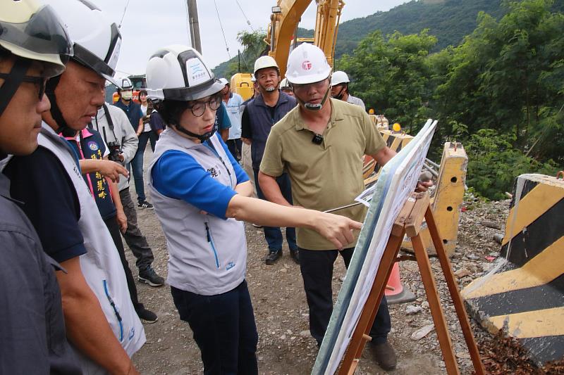 給縣民安全的回家路！饒慶鈴視察南迴線東64線改善、東67替代道路愛國蒲橋等工程