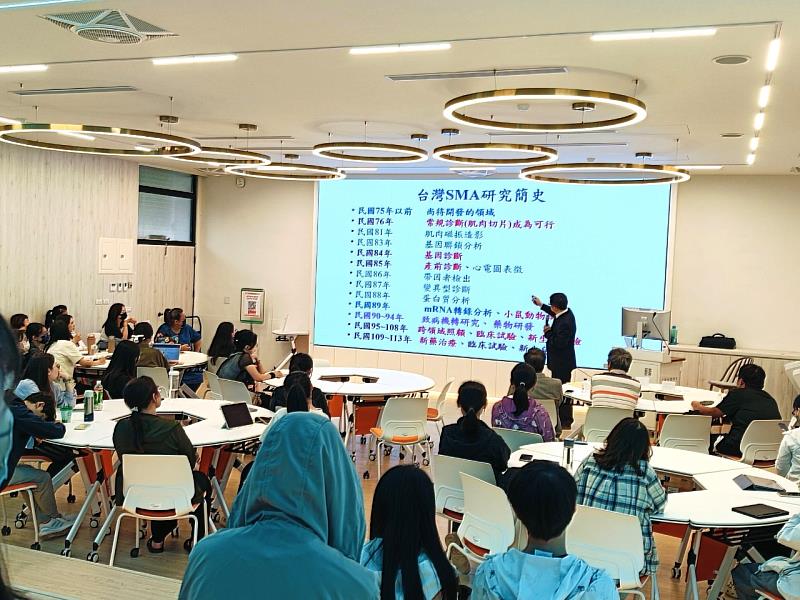 圖4、大仁科技大學舉辦生命教育講座：鐘育志醫師分享罕病兒童重生的光輝故事