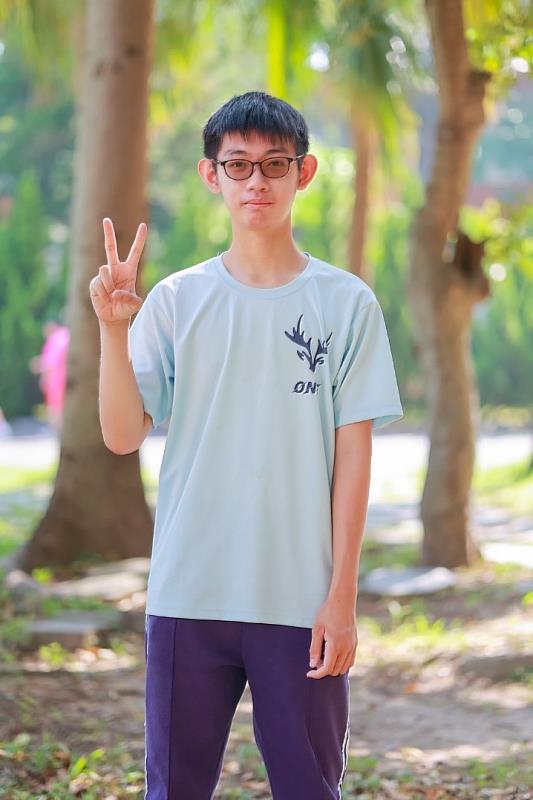 南華國中張哲綸同學
