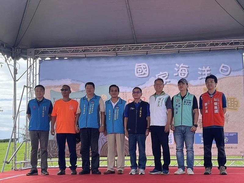 2024國家海洋日「永續東海岸×淨灘尋寶趣」約3百人響應 共清出212公斤海灘廢棄物