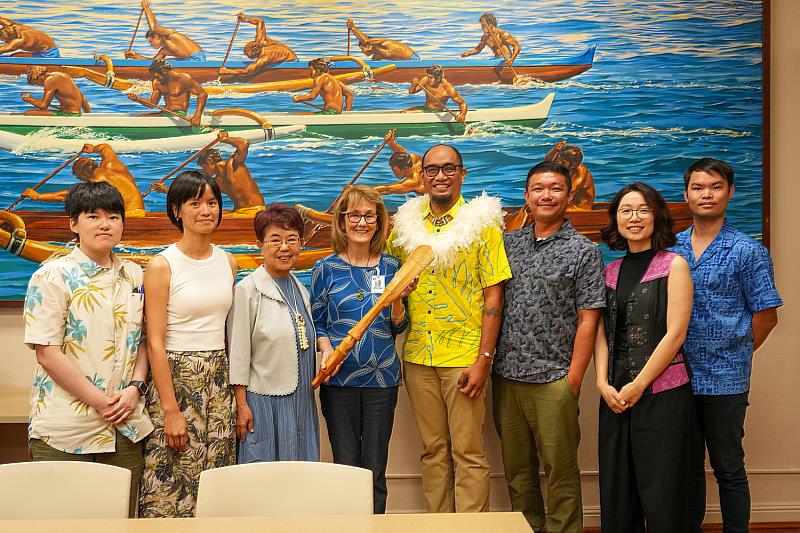 史前館拜會比夏博物館，針對雙方交流進行洽談，深化臺灣與太平洋研究及展示能量
