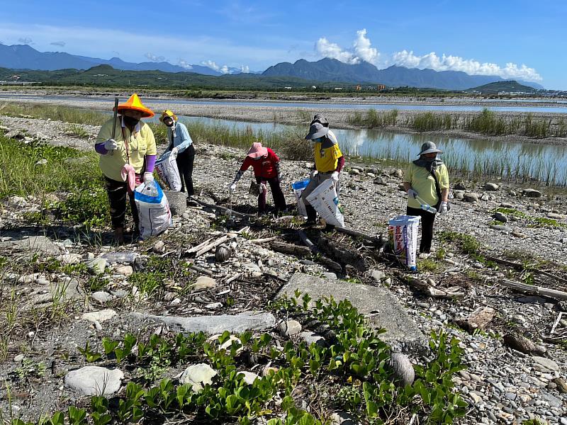 推廣水環境守護成績優 恭賀利吉水環境巡守隊榮獲112年度全國優良巡守隊優等獎!!