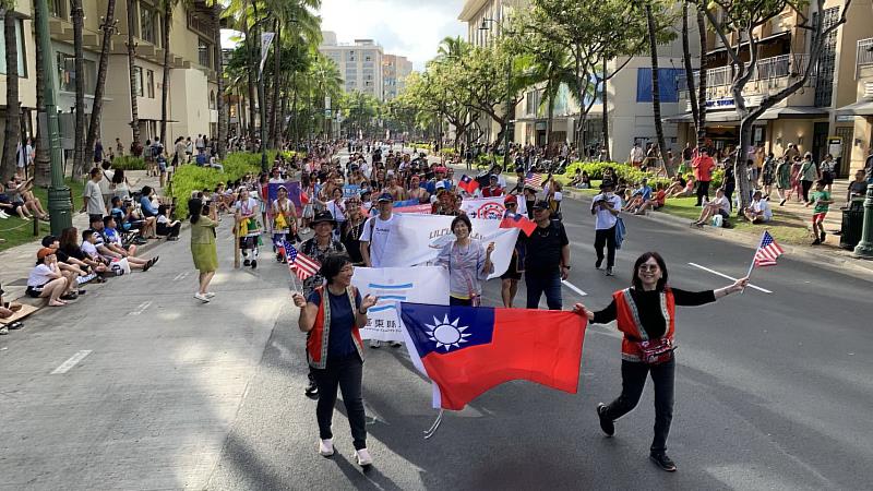 饒慶鈴率臺東藝文團隊加入夏威夷Pan-Pacific Festival 齊踩街秀文化力