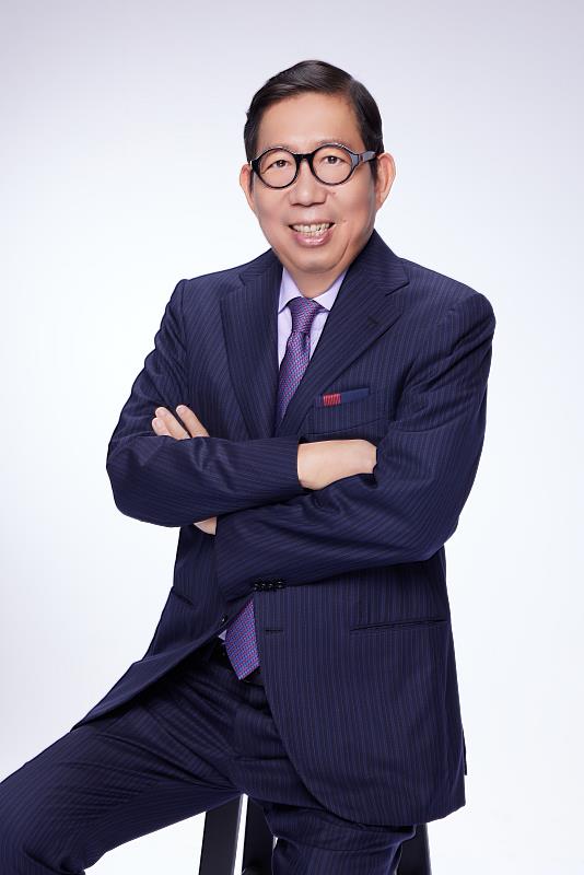 圖二：富邦金控董事長蔡明興榮獲《機構投資者》「亞洲最佳管理團隊」票選為「最佳執行長」。