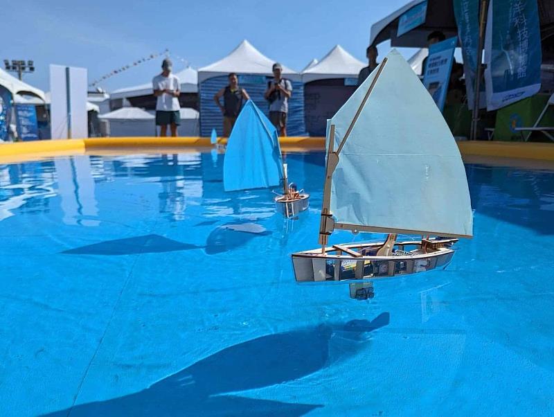 遙控水槳（帆）船水上遙控競技