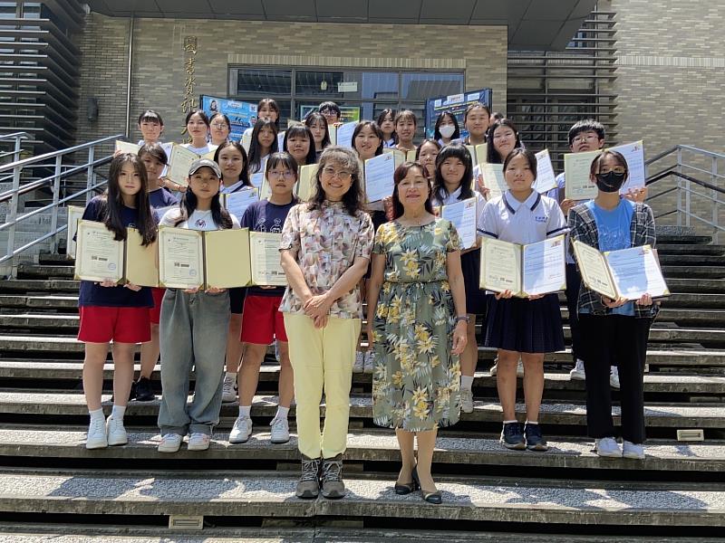 國立臺南護理專科學校辦理2022-2024國際化課程與證書頒發儀式。