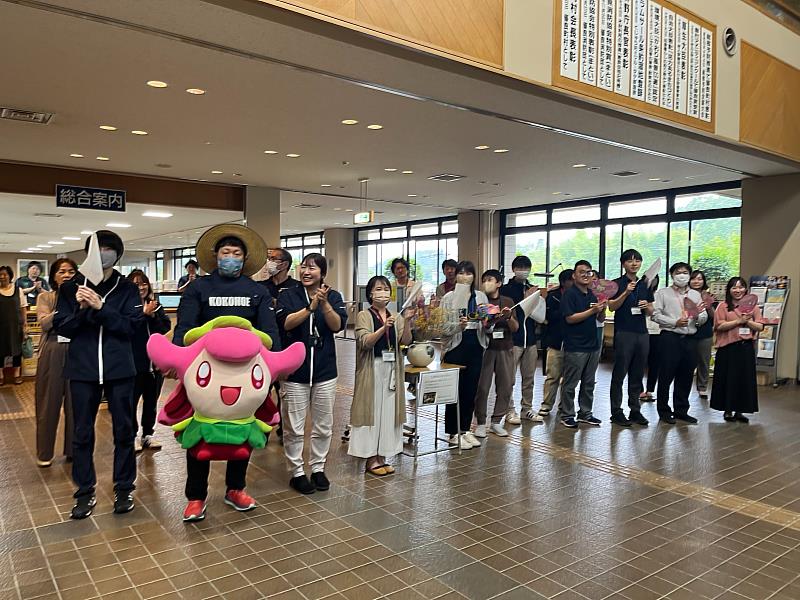 九重町役場人員熱烈歡迎邱鄉長率團來訪