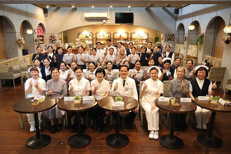 7月1日上午，花蓮慈院為第二批來院服務的11名菲籍護佐舉辦歡迎會。