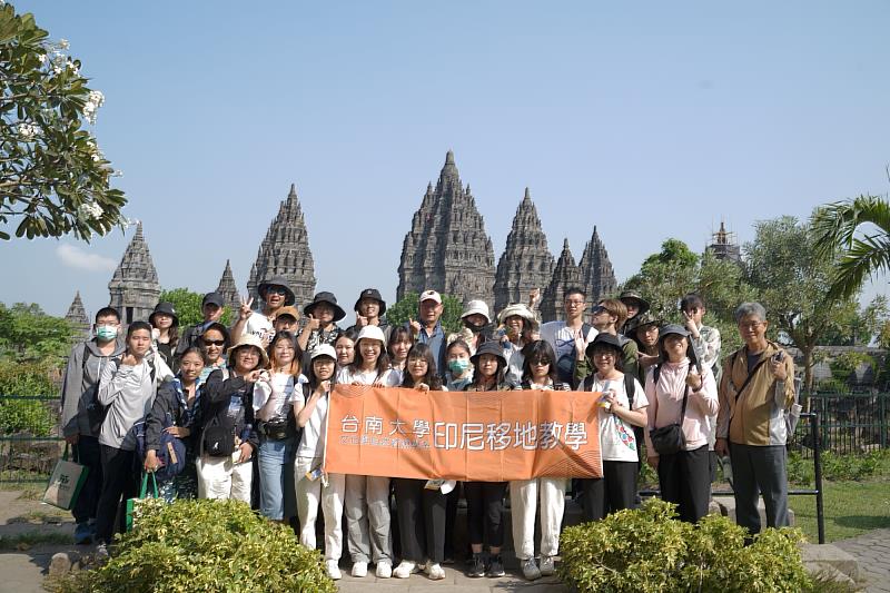 南大師生至印尼移地學習，擴展國際視野