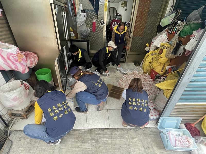 屏東縣動物防疫所聯合屏東縣警察局刑警大隊等單位查獲非法禽流感疫苗_0