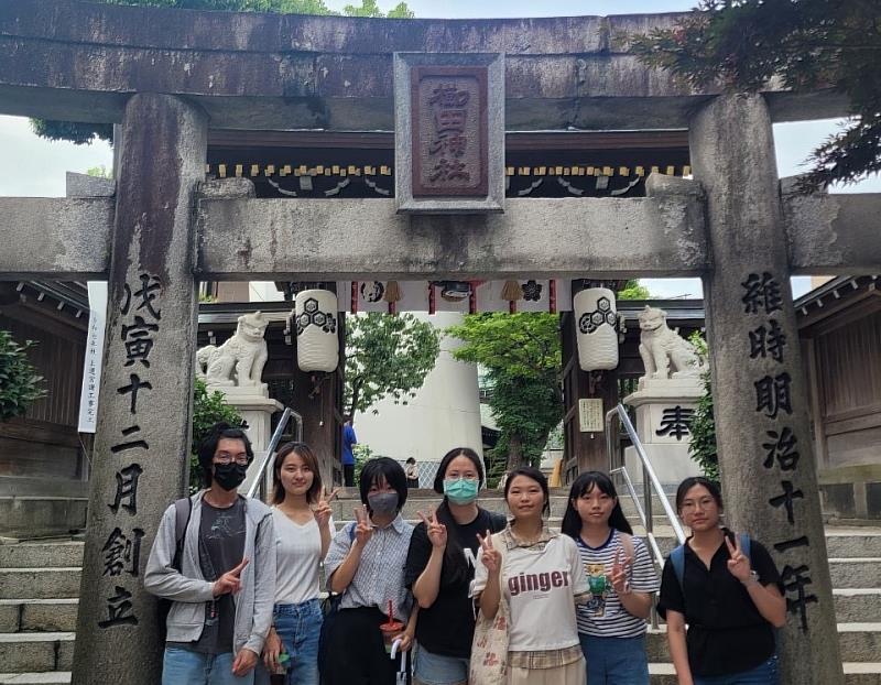 元智學生參觀日本神社