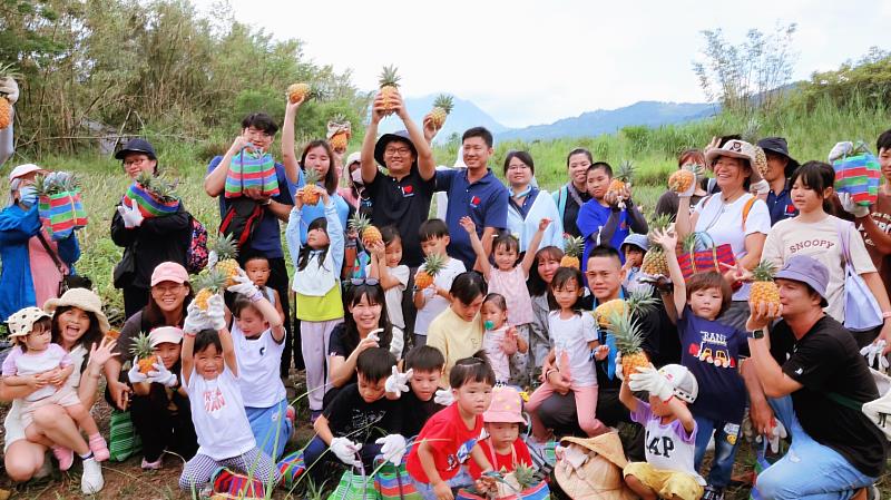 臺東縣府親子日活動父親節前夕溫馨登場 大小朋友一起幸福