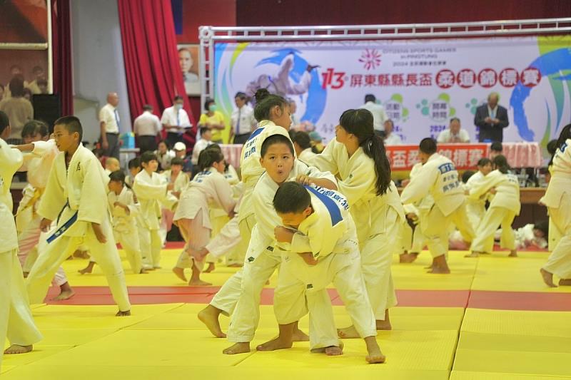 113年屏東縣縣長盃柔道錦標賽 潮州國中體育館開戰 4